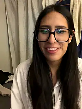 Snapshot of AleFantasy0001 chatting on October 28, 2025, 4:02 am AleFantasy0001 online show from October 28, 2025, 4:02 am