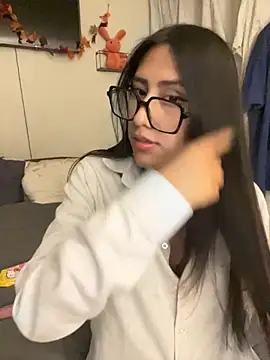 Snapshot of AleFantasy0001 chatting on November 7, 2025, 4:28 am AleFantasy0001 online show from November 7, 2025, 4:28 am