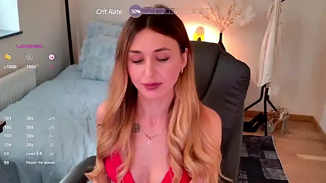 Snapshot of Sophie_Enzo chatting on February 24, 2025, 8:38 am Sophie Enzo online show from February 24, 2025, 8:38 am