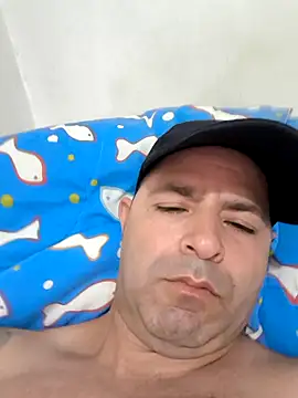 Marciogrei online show from October 31, 2025, 4:25 pm