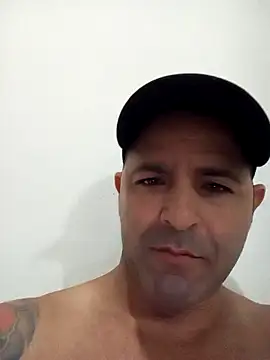 Marciogrei online show from February 16, 2025, 8:22 pm