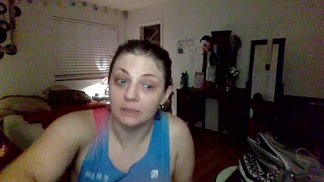 sophiarica online show from May 18, 2026, 7:35 am
