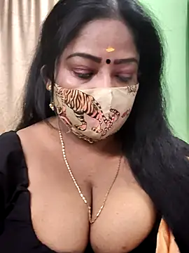 Snapshot of maniisha chatting on October 25, 2025, 7:36 pm maniisha online show from October 25, 2025, 7:36 pm