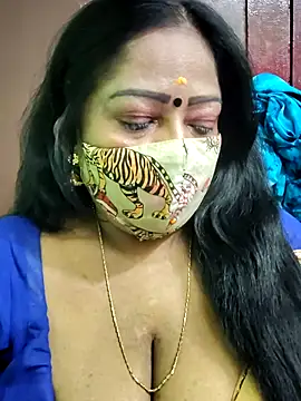 Snapshot of maniisha chatting on October 15, 2025, 7:11 pm maniisha online show from October 15, 2025, 7:11 pm