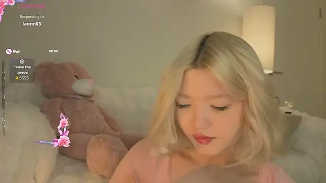 Snapshot of milli_sun_ chatting on February 25, 2026, 5:07 am milli sun online show from February 25, 2026, 5:07 am