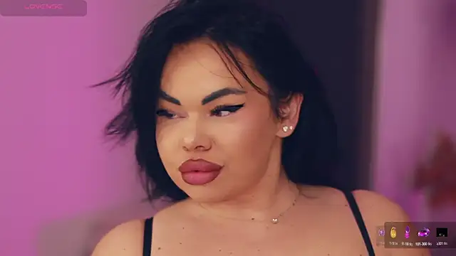 MissLilaa online show from November 18, 2025, 5:16 pm