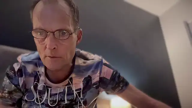 Snapshot of TowaFreespirit chatting on January 23, 2025, 11:47 pm TowaFreespirit online show from January 23, 2025, 11:47 pm