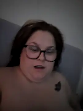 Tallulah-mae-xoxox online show from November 9, 2025, 1:15 pm