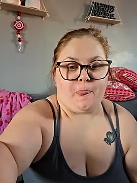 Tallulah-mae-xoxox online show from December 3, 2025, 1:21 pm