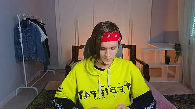 nikompell online show from March 22, 2025, 2:27 am