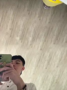 nico 18x online show from March 12, 2025, 7:58 pm