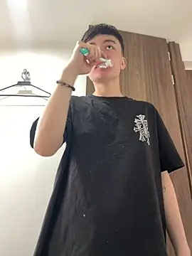 nico 18x online show from September 30, 2025, 4:35 pm