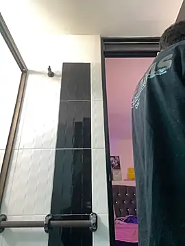 nico 18x online show from November 8, 2025, 6:44 pm