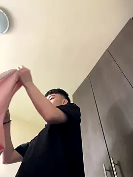 nico 18x online show from October 15, 2025, 6:38 pm