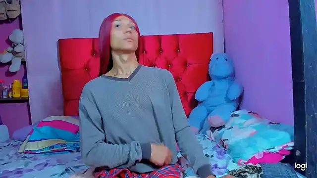 Snapshot of StassieBell chatting on February 24, 2026, 9:43 am StassieBell online show from February 24, 2026, 9:43 am