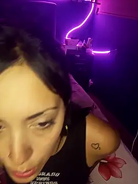 shishiii 11 online show from March 4, 2025, 4:38 am