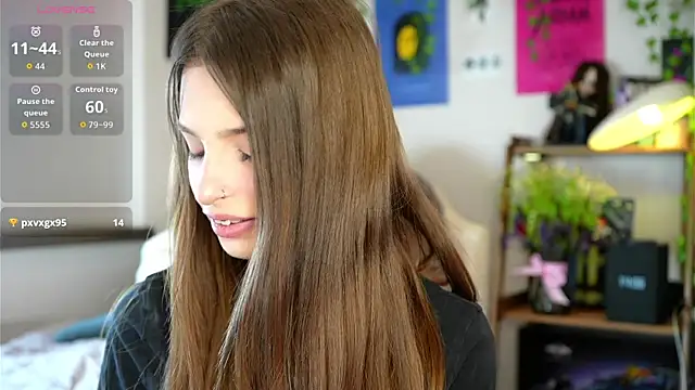 EvaLung777 online show from May 21, 2026, 11:07 am