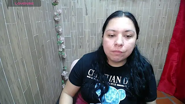 solyeria online show from February 1, 2026, 7:17 am