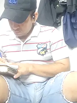 CRISTHIAN GREY01 online show from February 9, 2025, 5:01 pm