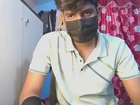 Snapshot of KissesBoyAD chatting on February 25, 2026, 6:41 pm KissesBoyAD online show from February 25, 2026, 6:41 pm