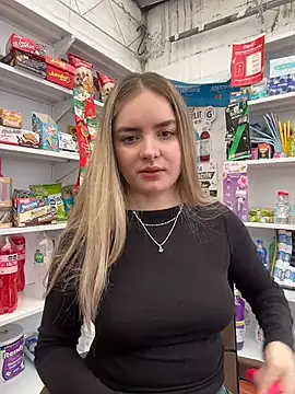 imlindapink online show from March 24, 2026, 2:39 pm