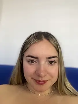 Snapshot of imlindapink chatting on January 17, 2026, 2:31 pm imlindapink online show from January 17, 2026, 2:31 pm