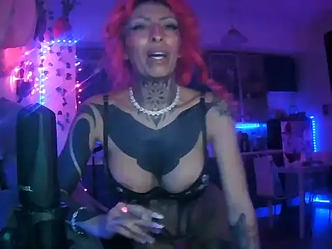 Snapshot of bambolinaofficial chatting on March 1, 2026, 9:15 pm bambolinaofficial online show from March 1, 2026, 9:15 pm