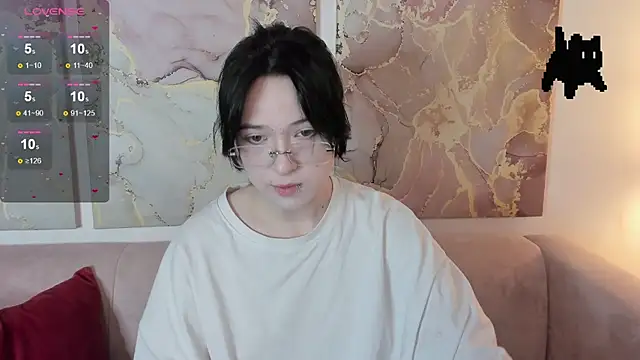 fiamoory online show from February 8, 2026, 1:14 am