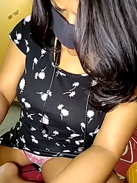 Radhikadavi879 online show from February 27, 2025, 5:26 pm