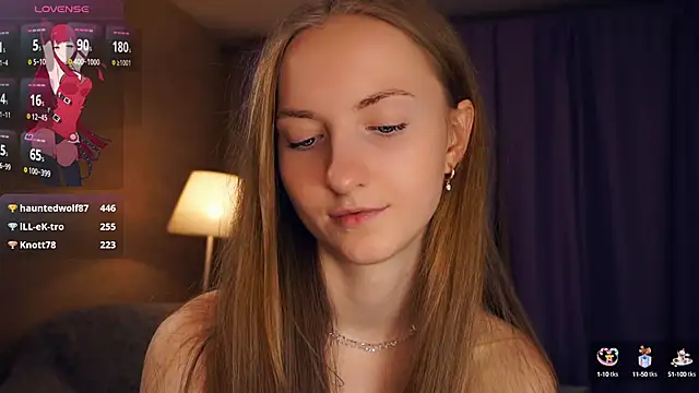 EsmaCarll online show from March 15, 2025, 11:39 pm