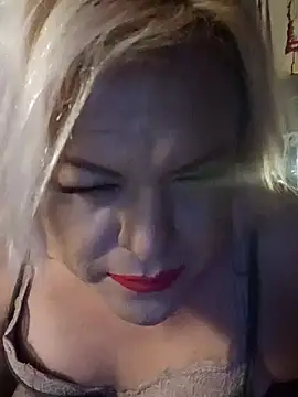 HoneyBdaQueen online show from September 21, 2025, 6:18 am