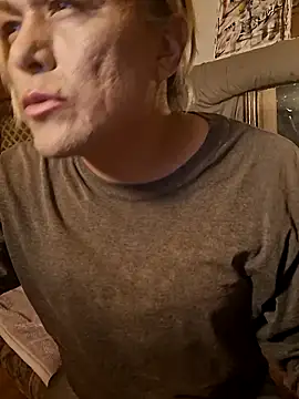 HoneyBdaQueen online show from February 24, 2026, 2:12 am