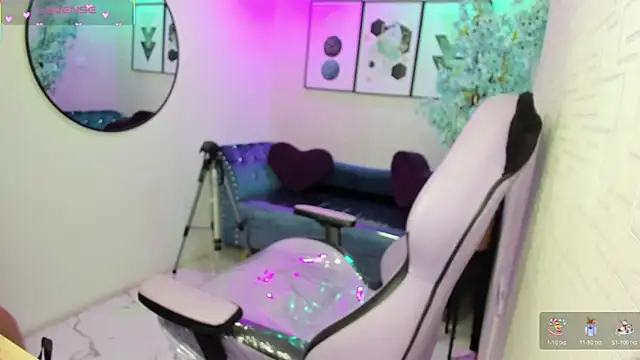 Tiara rr online show from April 17, 2026, 3:42 am