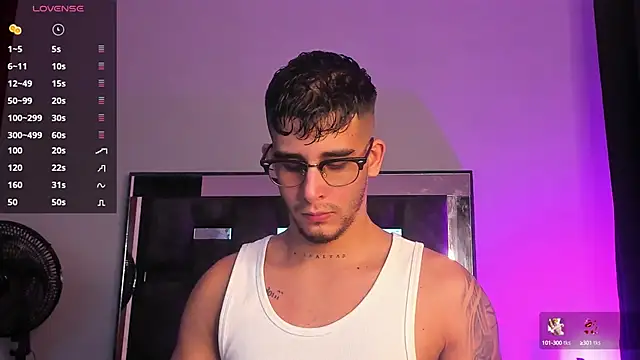 Snapshot of iamcamiloo_ chatting on March 2, 2025, 4:50 am iamcamiloo online show from March 2, 2025, 4:50 am