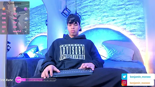 Snapshot of Benjamin_More chatting on September 15, 2025, 12:27 pm Benjamin More online show from September 15, 2025, 12:27 pm