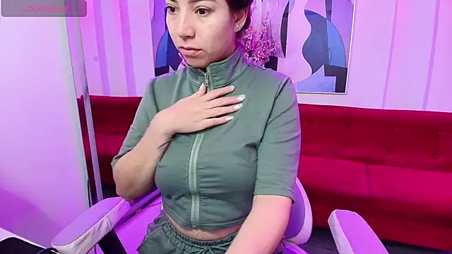 Ema louis  online show from March 17, 2025, 12:35 pm