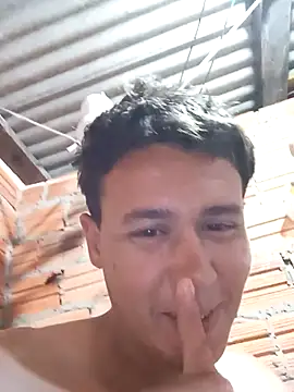 Mateus3040 online show from December 17, 2025, 9:42 pm