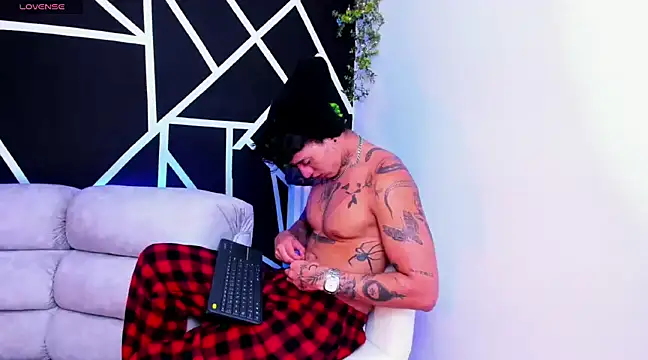 JUSTIN FULLER1 online show from February 15, 2025, 2:37 am