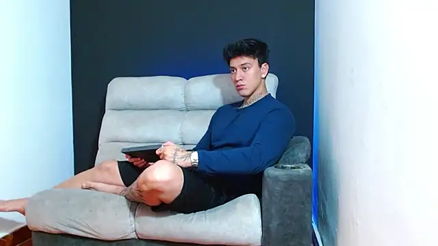 Snapshot of JUSTIN_FULLER1 chatting on January 16, 2026, 8:24 pm JUSTIN FULLER1 online show from January 16, 2026, 8:24 pm