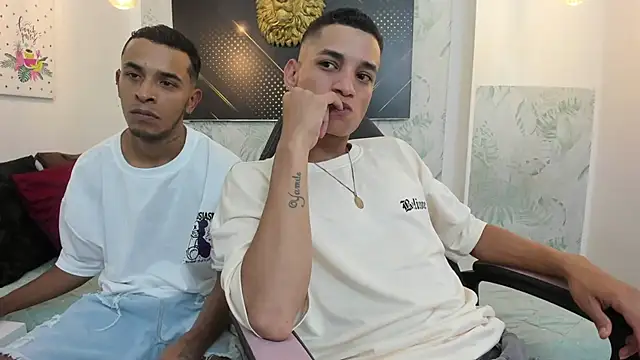 Snapshot of JordanAndAndrew chatting on March 14, 2025, 7:55 pm JordanAndAndrew online show from March 14, 2025, 7:55 pm