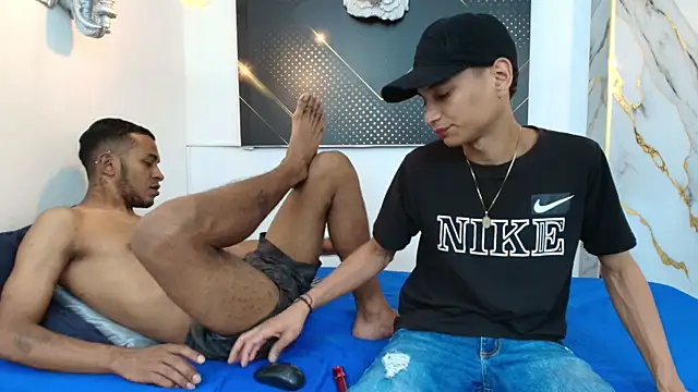 Snapshot of JordanAndAndrew chatting on September 20, 2025, 7:19 pm JordanAndAndrew online show from September 20, 2025, 7:19 pm