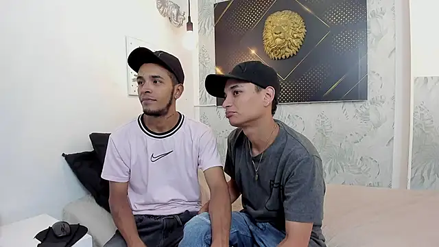 Snapshot of JordanAndAndrew chatting on March 6, 2025, 7:21 pm JordanAndAndrew online show from March 6, 2025, 7:21 pm