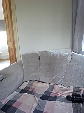 Meganroxtattoo online show from March 9, 2025, 4:33 pm