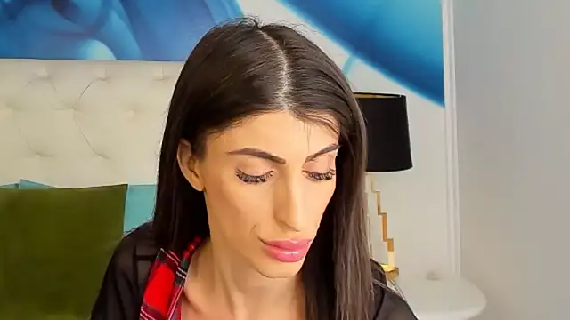 SkinnyDolly online show from March 4, 2025, 9:54 pm