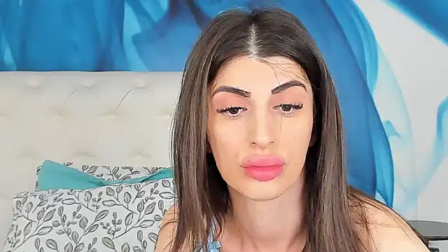 SkinnyDolly online show from April 4, 2026, 2:07 am