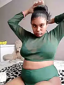 Lilmisskay18 online show from February 16, 2026, 9:08 am