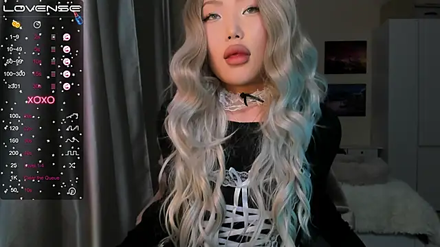 Snapshot of uko_sa chatting on December 21, 2024, 1:42 pm uko sa online show from December 21, 2024, 1:42 pm