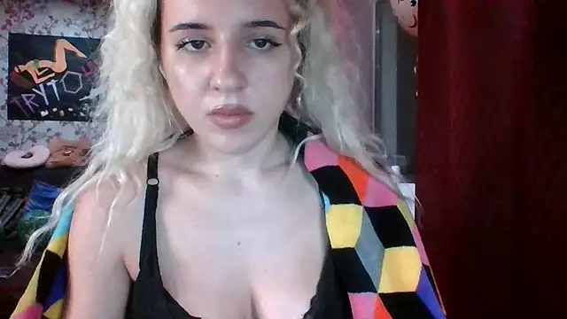 Snapshot of Puregirlaa chatting on January 10, 2025, 8:04 pm Puregirlaa online show from January 10, 2025, 8:04 pm