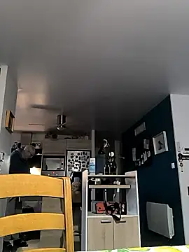 Snapshot of bogland33 chatting on February 15, 2026, 8:02 am bogland33 online show from February 15, 2026, 8:02 am