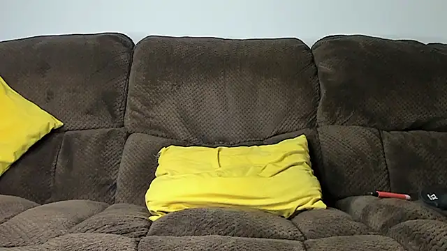 Allaxxe online show from February 26, 2025, 9:20 pm